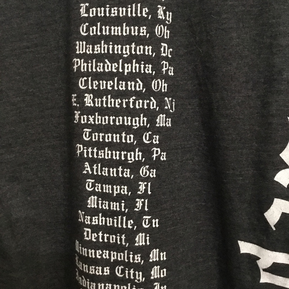 Taylor Swift Women’s Gray Stadium Tour Tee Size S EUC - Picture 4 of 8